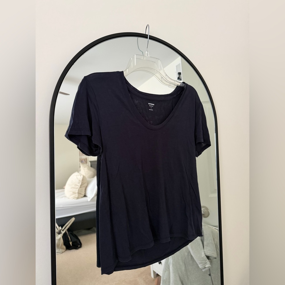 Women’s Navy V-Neck Tee